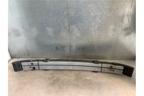 Recambio de refuerzo paragolpes para toyota yaris (ncp1/nlp1/scp1) 1.4 d-4d referencia OEM IAM 526110D010  