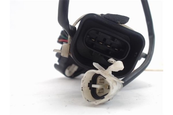 Recambio de cierre electromagnetico delantero izquierdo para suzuki grand vitara 5-puertas (sq/ft) 2.5 v6 referencia OEM IAM 822