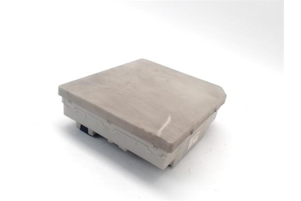 Recambio de caja fusibles/rele para nissan micra (k12e) 1.2 16v referencia OEM IAM 284B7AX615  