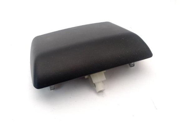 Recambio de luz central de freno para nissan micra (k12e) 1.2 16v referencia OEM IAM 26590AX000  