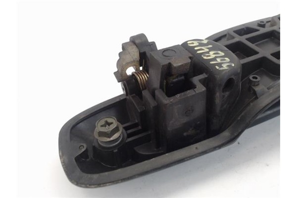 Recambio de maneta exterior trasero izquierda para suzuki grand vitara 5-puertas (sq/ft) 2.5 v6 referencia OEM IAM 8313076G00T01