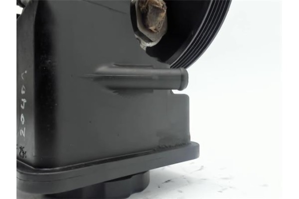 Recambio de bomba servodireccion para bmw serie 3 berlina (e46) 2.0 320d referencia OEM IAM 6756575 7692974519 