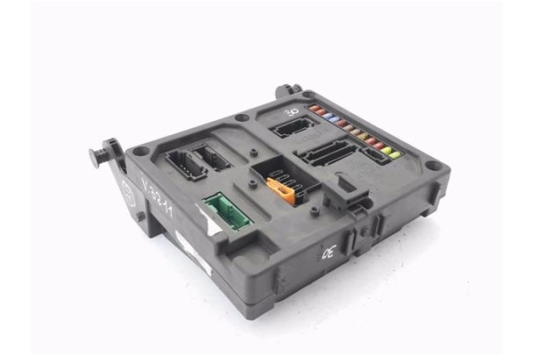 Recambio de caja fusibles/rele para seat ibiza (6l1) 1.9 tdi referencia OEM IAM S120042300D  