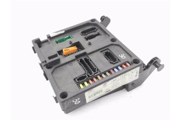 Recambio de caja fusibles/rele para seat ibiza (6l1) 1.9 tdi referencia OEM IAM S120042300D  