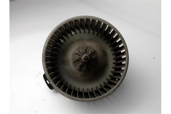 Recambio de motor calefaccion para toyota corolla verso (e12) 2.0 d4d referencia OEM IAM 0160700610 0130101601 