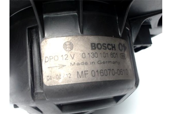 Recambio de motor calefaccion para toyota corolla verso (e12) 2.0 d4d referencia OEM IAM 0160700610 0130101601 