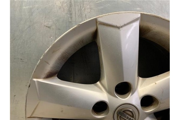 Recambio de llanta para nissan qashqai j10 2.0 acenta 4x2 referencia OEM IAM D0300JD010  