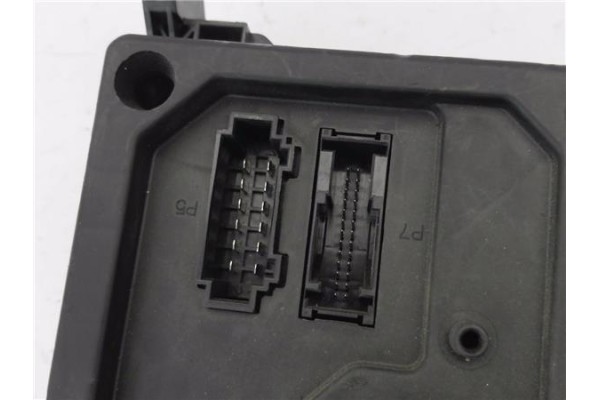 Recambio de caja fusibles/rele para seat ibiza (6l1) 1.9 tdi referencia OEM IAM S120042300D  