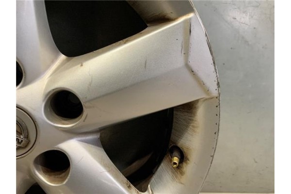 Recambio de llanta para nissan qashqai j10 2.0 acenta 4x2 referencia OEM IAM D0300JD010  