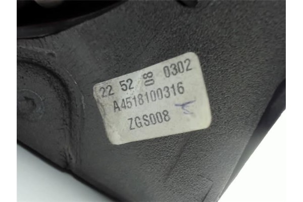 Recambio de retrovisor electrico izquierdo para smart fortwo coupe 0.8 fortwo coupe cdi (33kw) (451.300) referencia OEM IAM A451