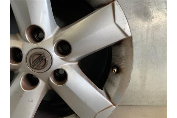 Recambio de llanta para nissan qashqai j10 2.0 acenta 4x2 referencia OEM IAM D0300JD010  