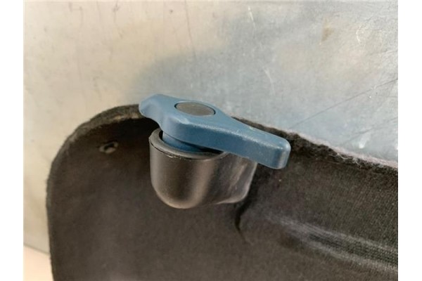 Recambio de bandeja trasero para renault twingo i (c06) 1.2 (c066/67/68) referencia OEM IAM 7700432924 7701207841 