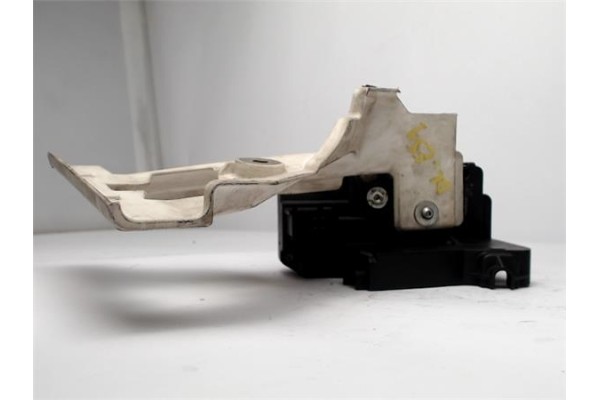Recambio de cierre electromagnetico delantero izquierdo para opel zafira a 2.0 dti 16v referencia OEM IAM   