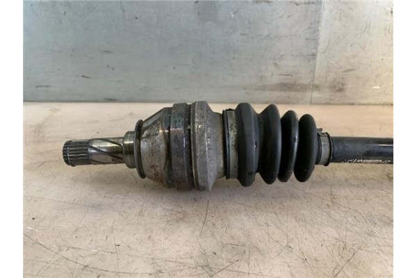 Recambio de palier delantero izquierdo para opel astra h gtc 1.4 referencia OEM IAM 93169650  