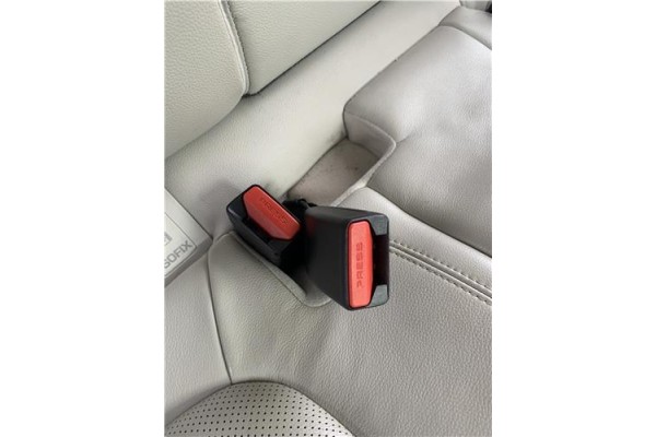 Recambio de anclaje cinturon trasero derecho para jaguar f-pace 2.0 r-sport awd referencia OEM IAM T4A11104PVJ HK83613K21AC 