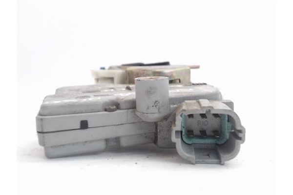 Recambio de cierre electromagnetico delantero derecho para nissan almera (n15) referencia OEM IAM   