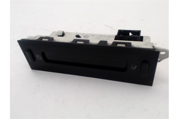 Recambio de display para peugeot partner furgón (5) 1.9 d referencia OEM IAM 6155R3 9642824677 