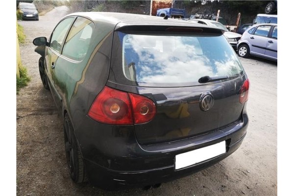 volkswagen golf v berlina (1k1) del año 2005