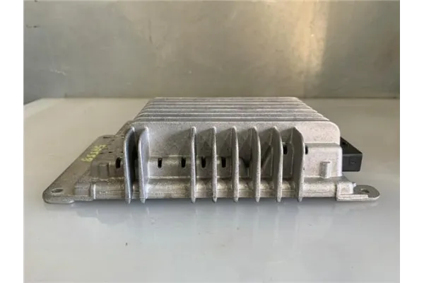 Recambio de amplificador sonido para alfa romeo gt (125) 1.9 jtd referencia OEM IAM 606993570  