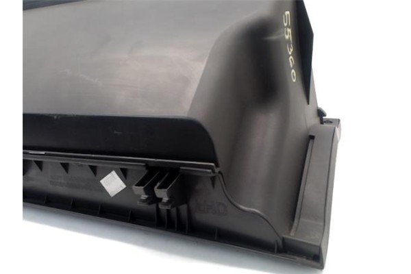 Recambio de tapa guantera para toyota auris (e15) 2.0 d-4d referencia OEM IAM 5555002130B0  