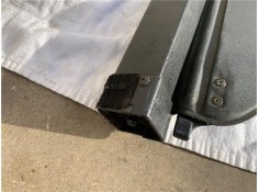 Recambio de bandeja trasero para hyundai santamo referencia OEM IAM 85601M2000AQ  