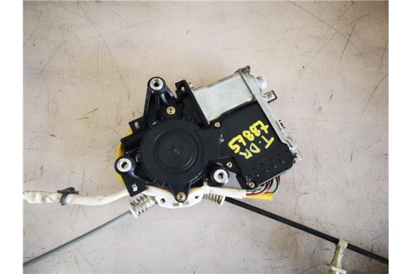 Recambio de elevalunas electrico trasero derecho para mitsubishi space wagon (n80/n90) 2.4 referencia OEM IAM   