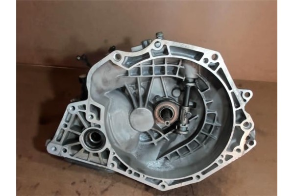 Recambio de caja cambios manual para opel corsa c 1.4 blue line referencia OEM IAM A10962W418  