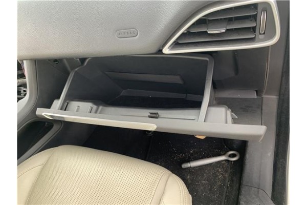 Recambio de guantera salpicadero para jaguar f-pace 2.0 r-sport awd referencia OEM IAM T4A13847PVJ  