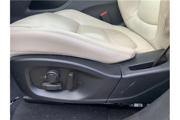 Recambio de juego asientos para jaguar f-pace 2.0 r-sport awd referencia OEM IAM HK8364810BA HK8364811BA 