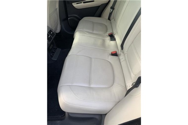 Recambio de juego asientos para jaguar f-pace 2.0 r-sport awd referencia OEM IAM HK8364810BA HK8364811BA 