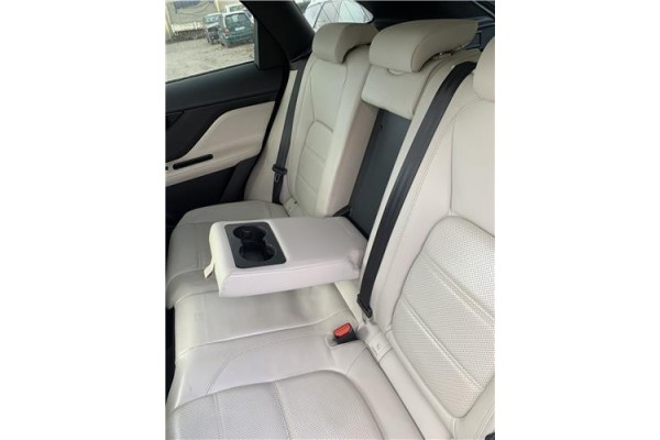 Recambio de juego asientos para jaguar f-pace 2.0 r-sport awd referencia OEM IAM HK8364810BA HK8364811BA 