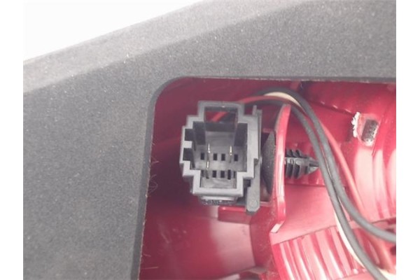 Recambio de piloto porton trasero izquierdo para seat altea xl (5p5) referencia OEM IAM 5P8945093D 13405B 