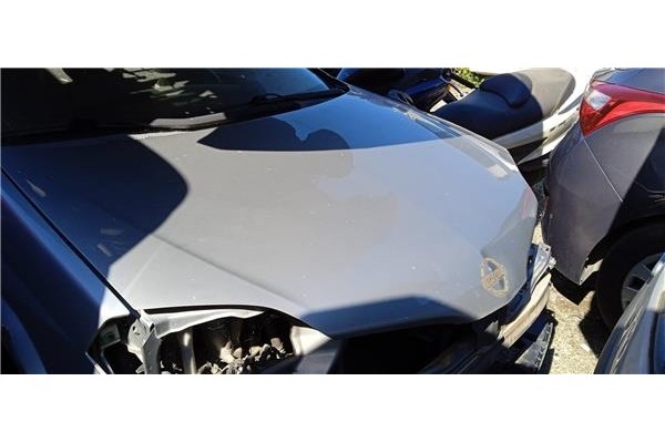 Recambio de capo para nissan primera hatchback (p12) 1.6 referencia OEM IAM 65100AV630  