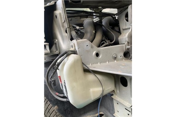 Recambio de deposito limpiaparabrisas para land rover freelander (ln) 2.0 hse familiar referencia OEM IAM AWR4763 AWR4764 