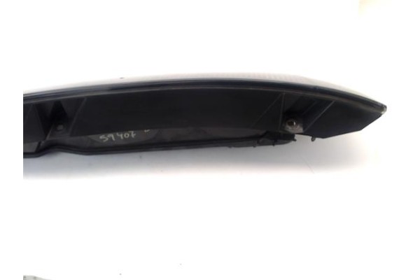 Recambio de piloto trasero derecho para opel corsa c 1.7 cdti referencia OEM IAM 93170223 24457236 