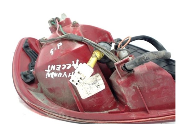 Recambio de piloto trasero derecho para hyundai accent (mc) referencia OEM IAM   