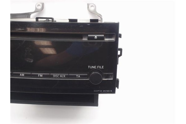 Recambio de radio / cd para toyota prius (nhw20) híbrido basis referencia OEM IAM 86120-47220  