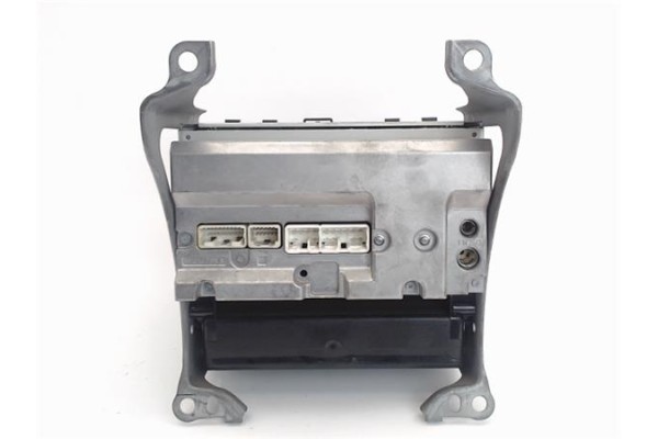 Recambio de radio / cd para toyota prius (nhw20) híbrido basis referencia OEM IAM 86120-47220  