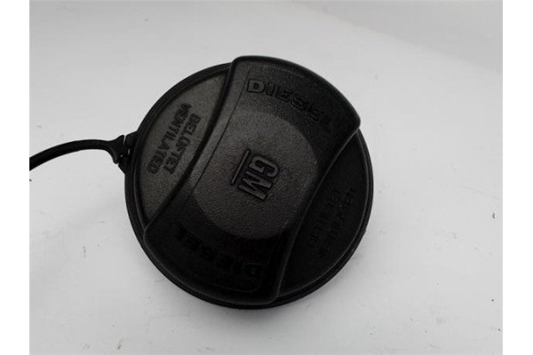 Recambio de tapon combustible para opel astra h berlina 1.7 cdti referencia OEM IAM 13140958  