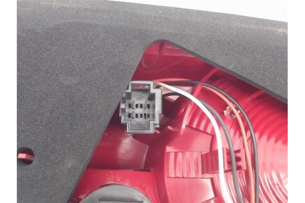 Recambio de piloto porton trasero izquierdo para seat altea xl (5p5) referencia OEM IAM 5P8945093D 13405B 