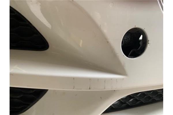 Recambio de paragolpes delantero para jaguar f-pace 2.0 r-sport awd referencia OEM IAM HR8317F003A  