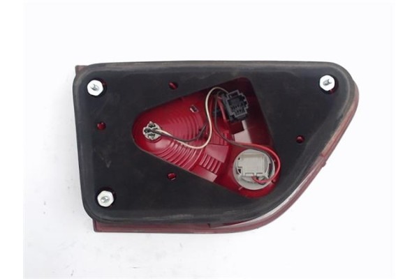 Recambio de piloto porton trasero derecho para seat altea xl (5p5) referencia OEM IAM 5P8945094D 13404B 