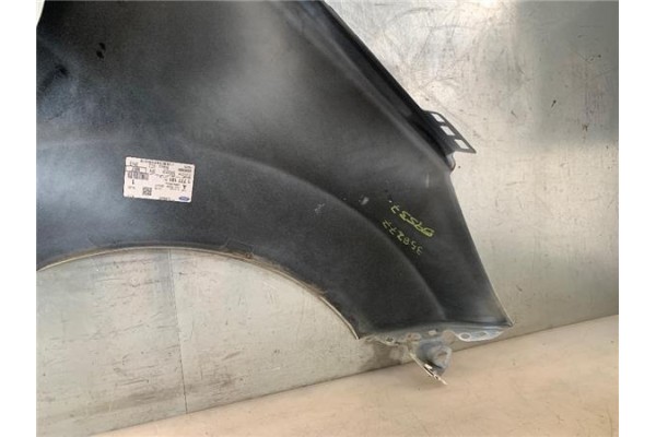 Recambio de aleta delantero izquierda para ford fiesta vi 1.25 referencia OEM IAM C1BBA16016AA  