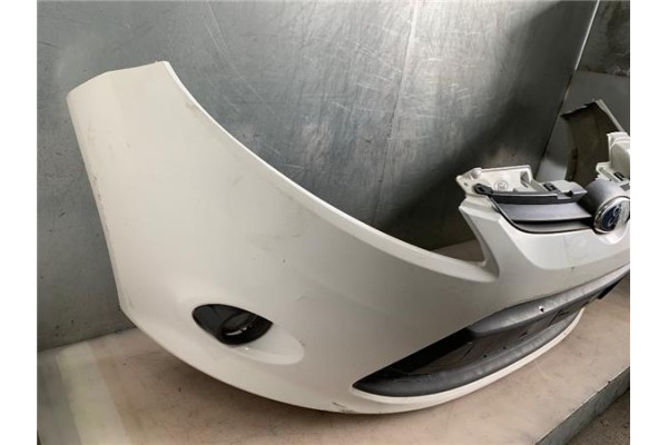 Recambio de paragolpes delantero para ford fiesta vi 1.25 referencia OEM IAM 8A6117757BDXWAA  
