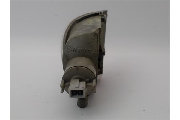 Recambio de intermitente delantero dcho para citroen saxo 1.5 d referencia OEM IAM 630360 1902338 630560 , CITROËN | 8110542270 