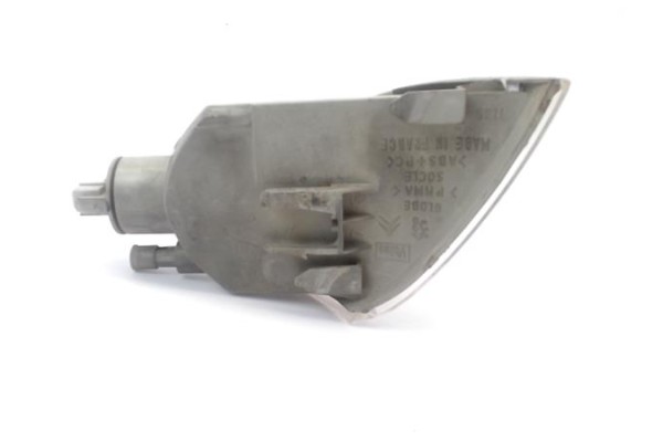 Recambio de intermitente delantero dcho para citroen saxo 1.5 d referencia OEM IAM 630360 1902338 630560 , CITROËN | 8110542270 