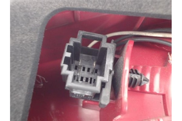 Recambio de piloto porton trasero izquierdo para seat altea xl (5p5) referencia OEM IAM 5P8945093D 13405B 