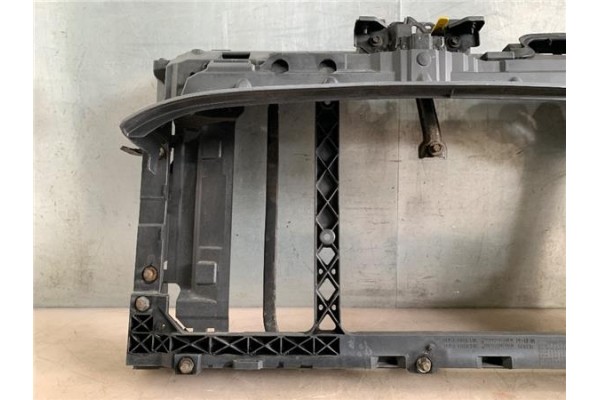 Recambio de frente delantero para ford fiesta vi 1.25 referencia OEM IAM 8V51A16E146CB  
