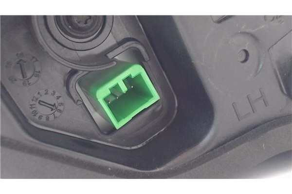 Recambio de piloto porton trasero izquierdo para jaguar f-pace 2.0 r-sport awd referencia OEM IAM 196795 HK83-15K273-AA 