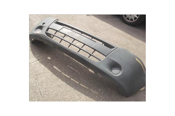 Recambio de paragolpes delantero para renault master iii furgón (hd, fd) 2.5 dci 100 (hd0u, fd0u, hd0v, fd0v) referencia OEM IAM